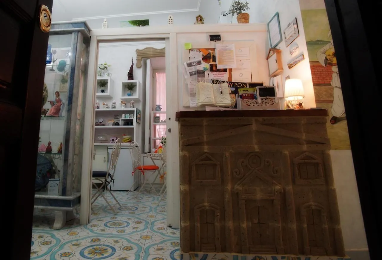 Bed & Breakfast Le Vie Di Napoli B&B