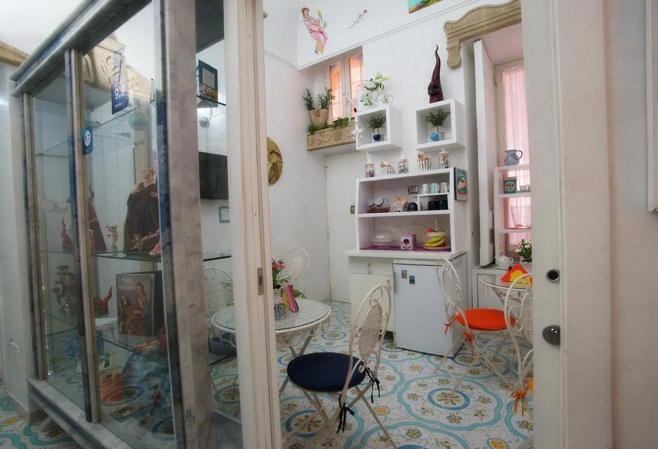 Le Vie Di Napoli B&B